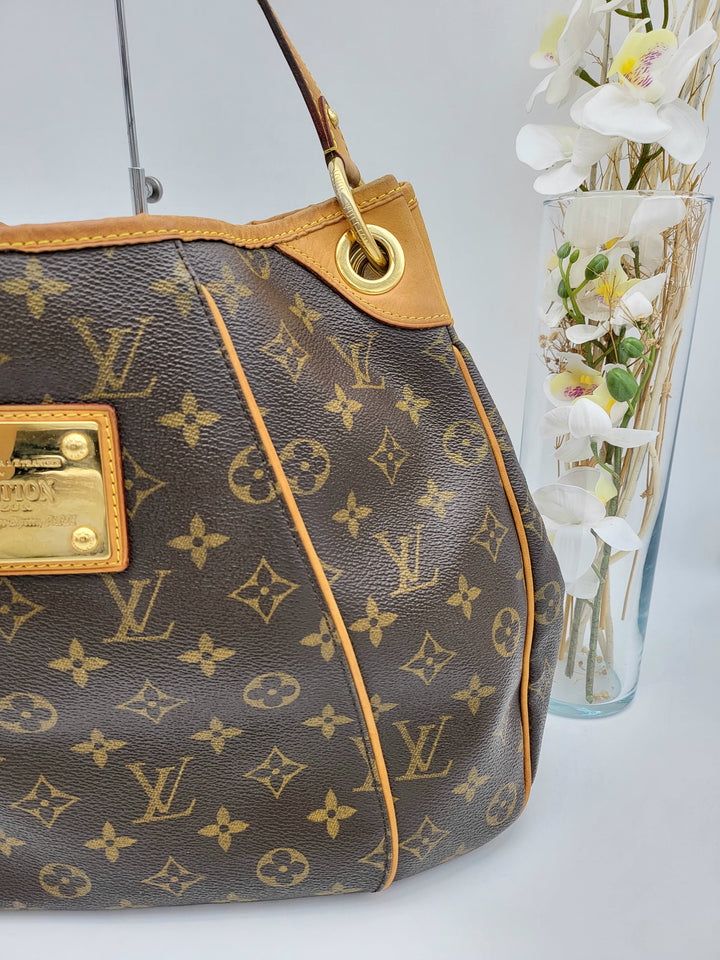 LOUIS VUITTON GALLIERA PM