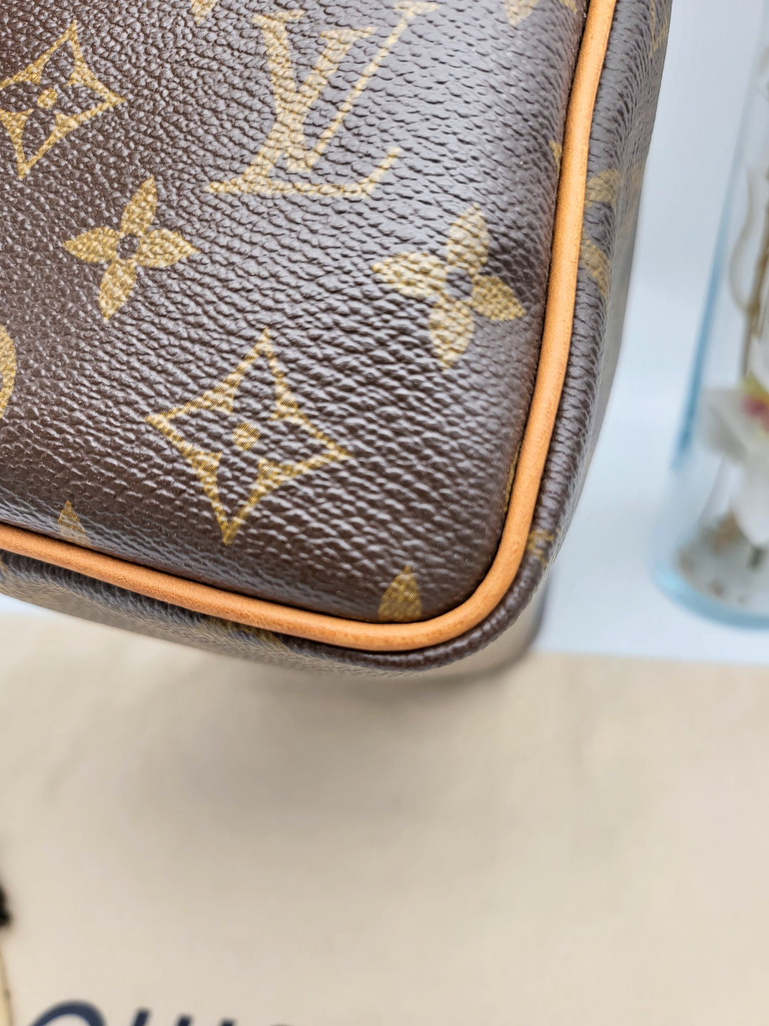 LOUIS VUITTON SPEEDY 25 MONOGRAM
