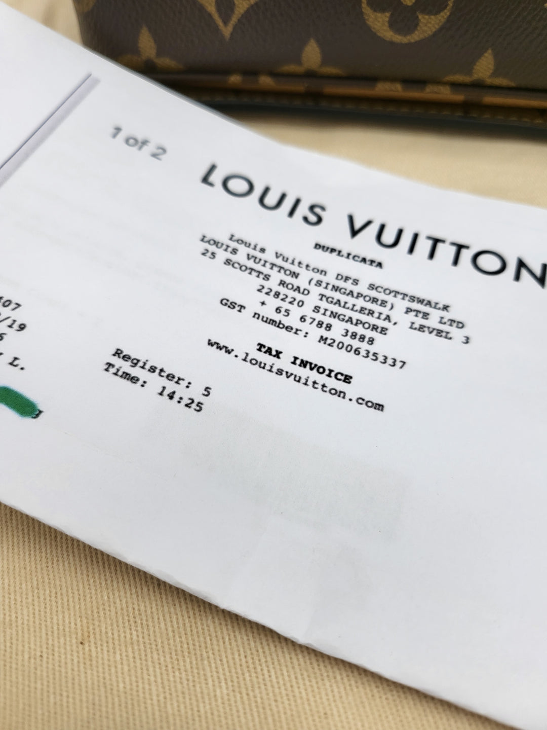 LOUIS VUITTON POCHETTE METIS MONOGRAM REVERSED