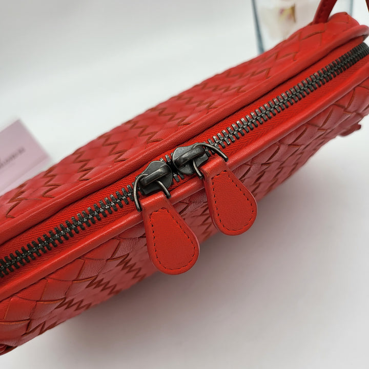 BOTTEGA RED LEATHER CROSSBODY