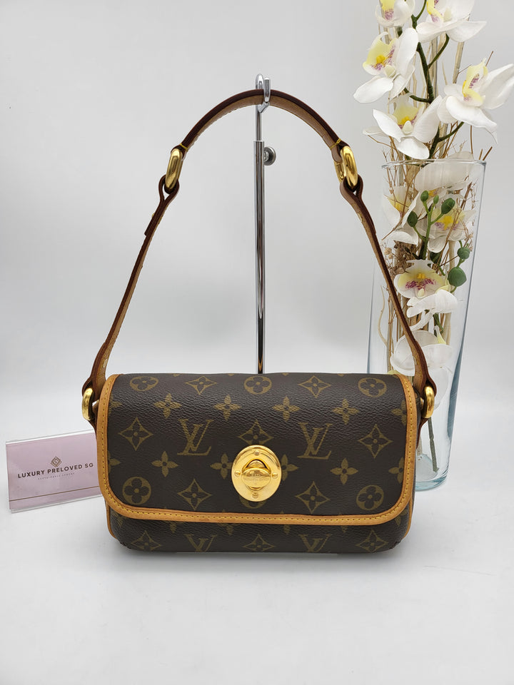 LOUIS VUITTON TIKAL MONOGRAM