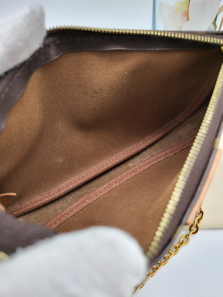 LOUIS VUITTON MULTI POCHETTE