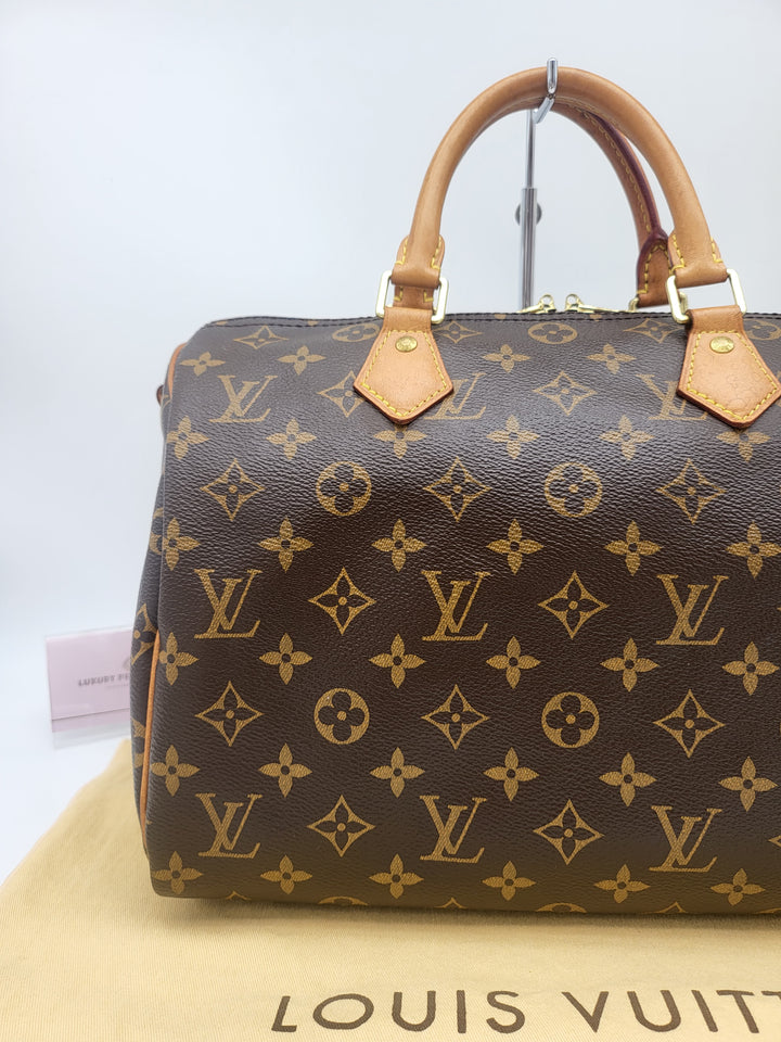 LOUIS VUITTON BANDOULIERE 30 MONOGRAM