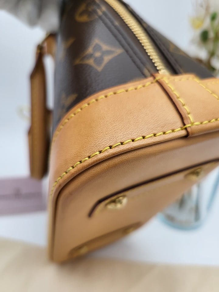 LOUIS VUITTON ALMA BB MONOGRAM