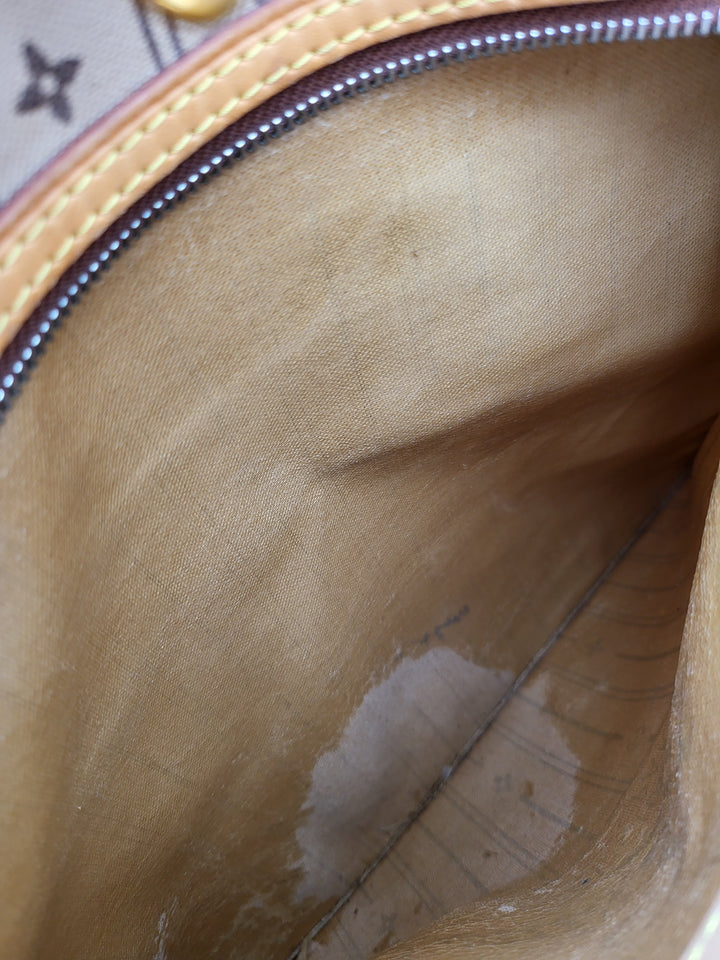 LOUIS VUITTON GM MONOGRAM