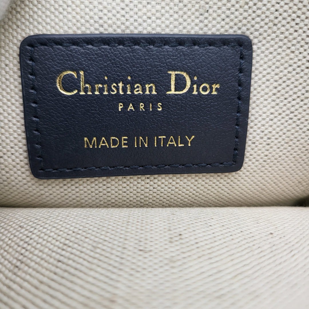 CHRISTIAN DIOR MONTAIGNE OBLIQUE WALLET