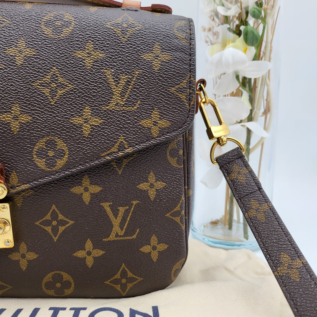 LOUIS VUITTON POCHETTE METIS MONOGRAM ( RFID )