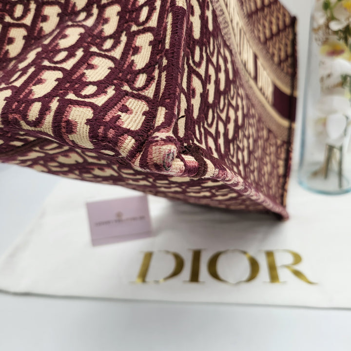 CHRISTIAN DIOR OBLIQUE BOOK TOTE BURGUNDY