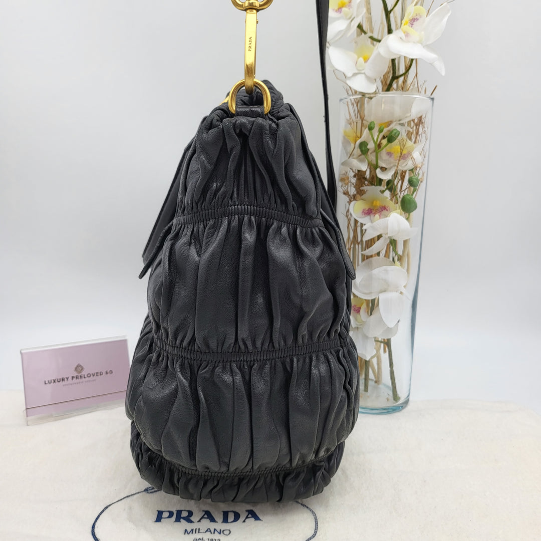 PRADA GAUFRE LEATHER SHOPPING TOTE BAG