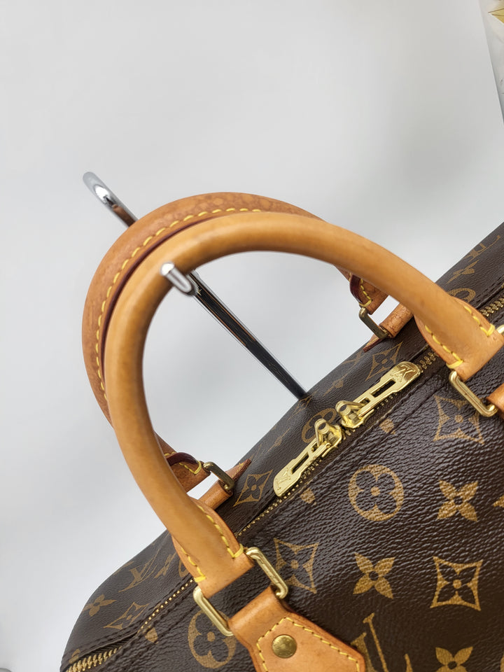 LOUIS VUITTON BANDOULIERE 30 MONOGRAM