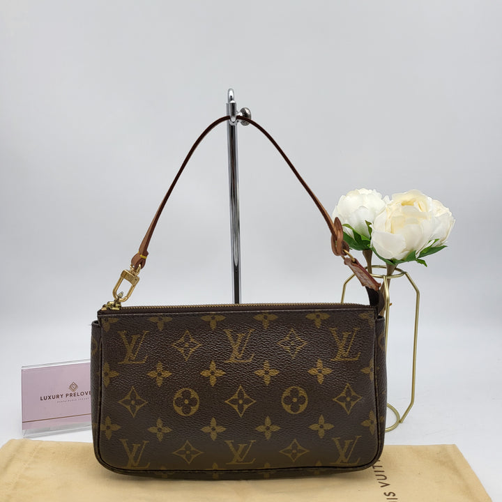 LOUIS VUITTON POCHETTE ACCESSOIRES MONOGRAM