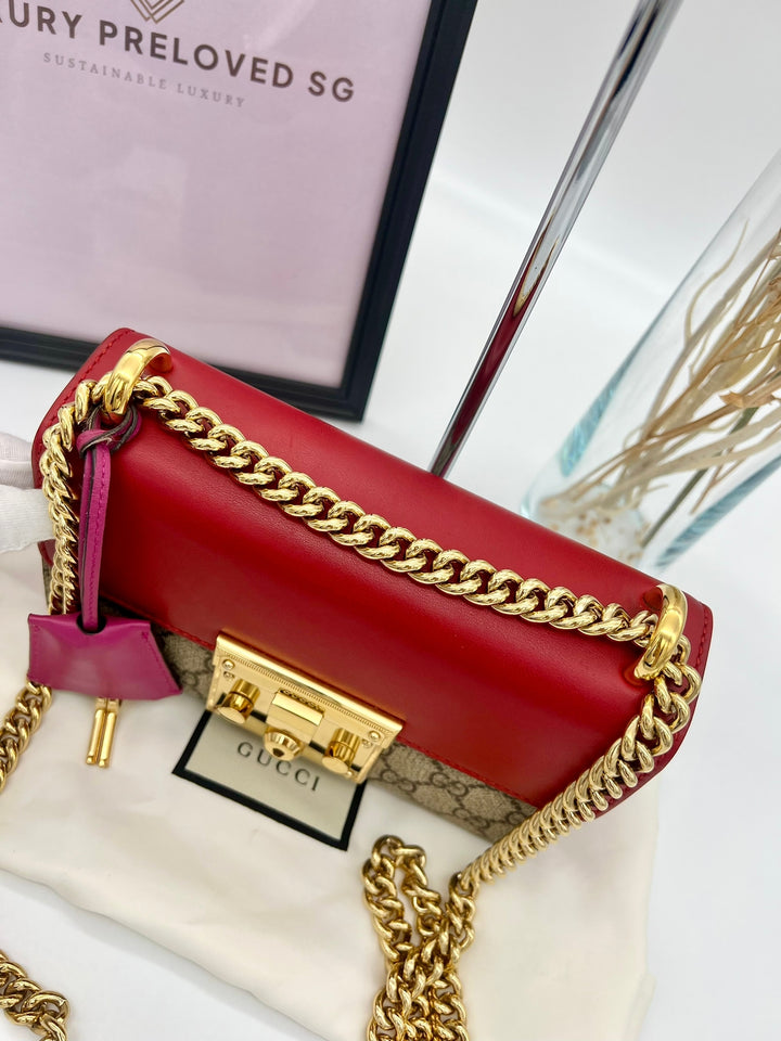 GUCCI PADLOCK GG SUPREME SMALL BAG