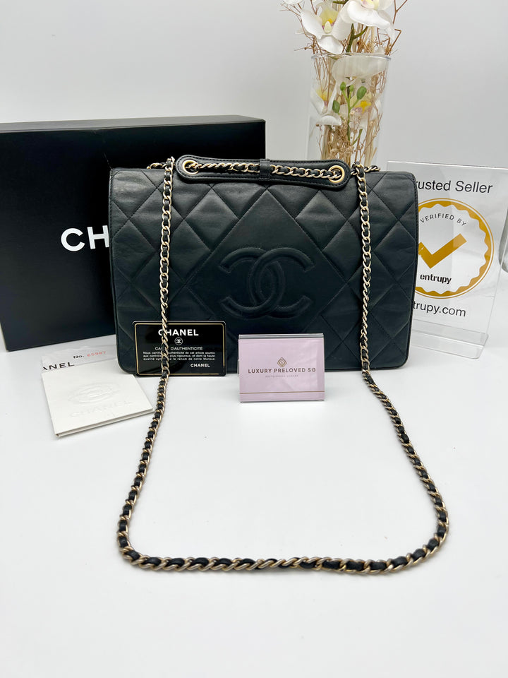 CHANEL VINTAGE CAVIAR SHOULDER BAG