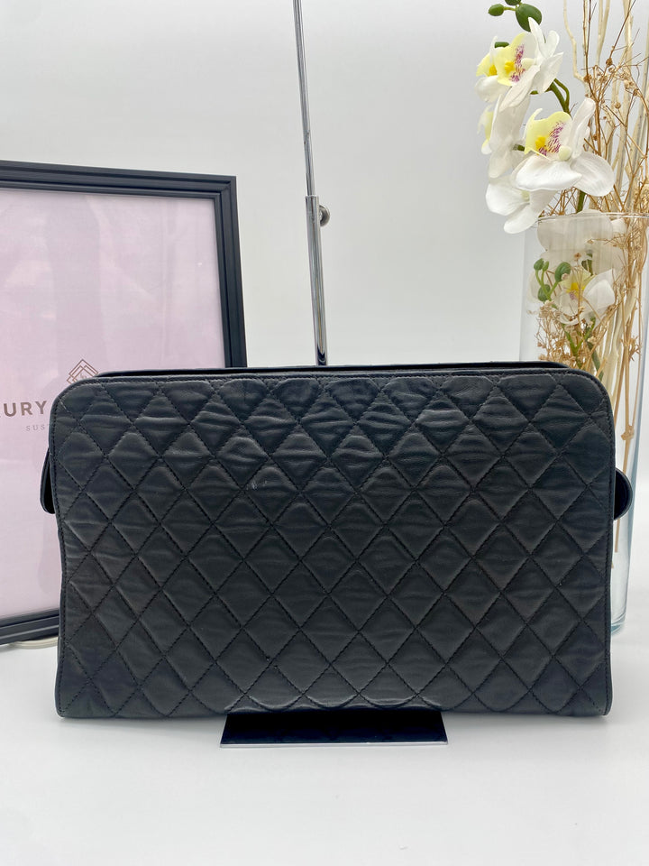 CHANEL VINTAGE CLUTCH LARGE LAMBSKIN