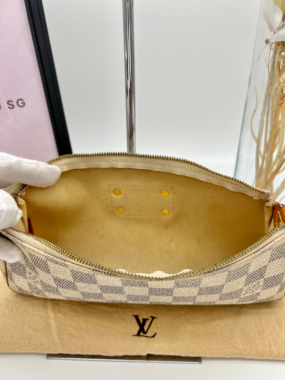 LOUIS VUITTON EVA AZUR