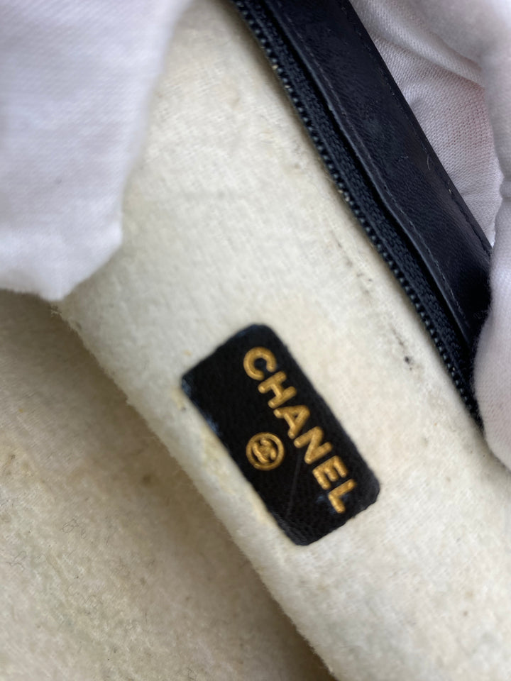 CHANEL VINTAGE QUILTED POUCH