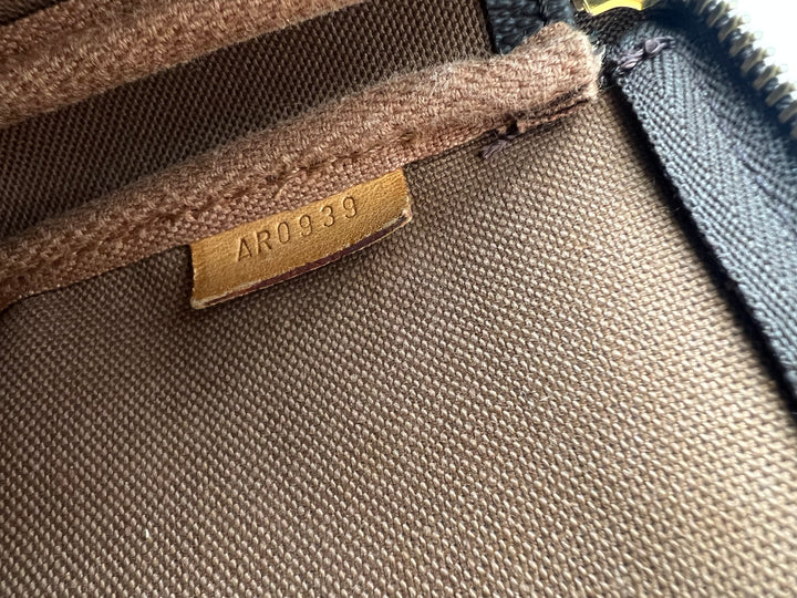 LOUIS VUITTON POCHETTE ACCESSOIRES MONOGRAM