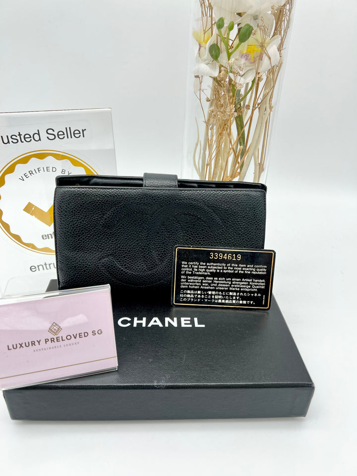 CHANEL VINTAGE WALLET