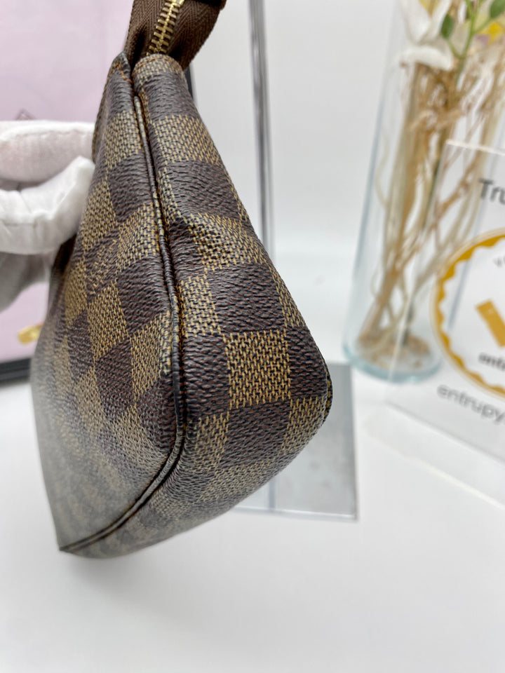 LOUIS VUITTON POCHETTE ACCESSORIES DAMIER