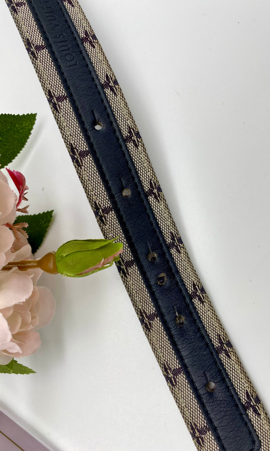 LOUIS VUITTON BELT