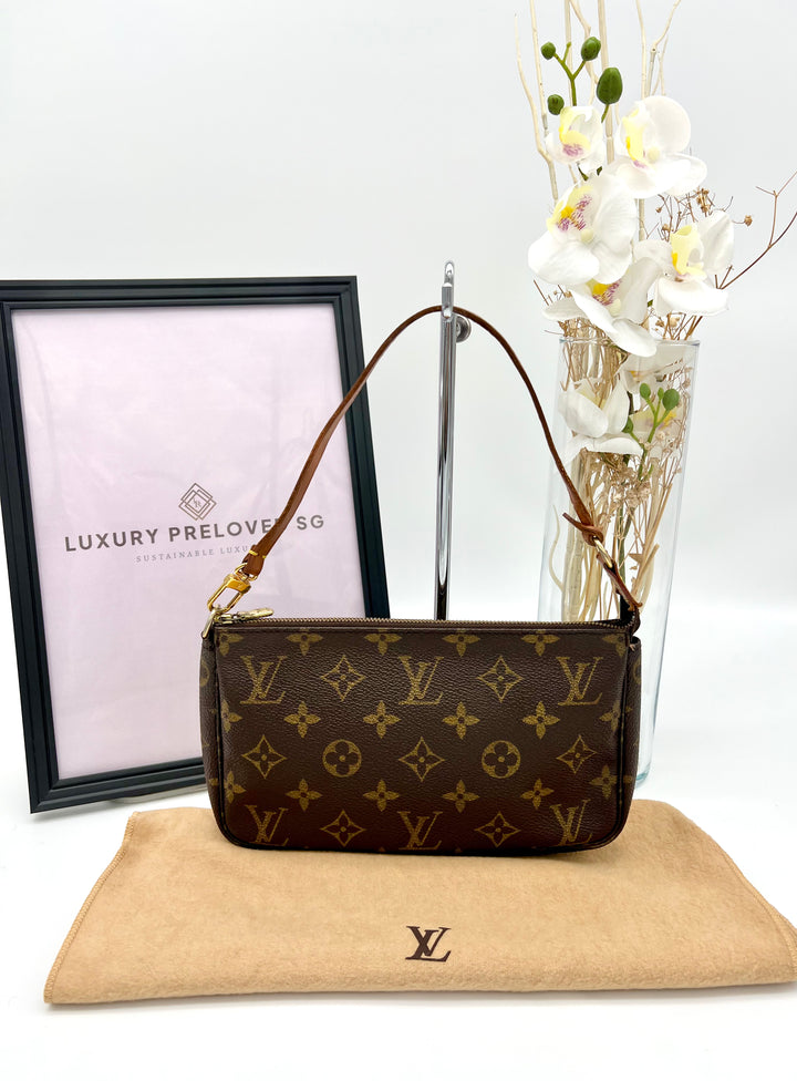 LOUIS VUITTON POCHETTE ACCESSOIRES MONOGRAM