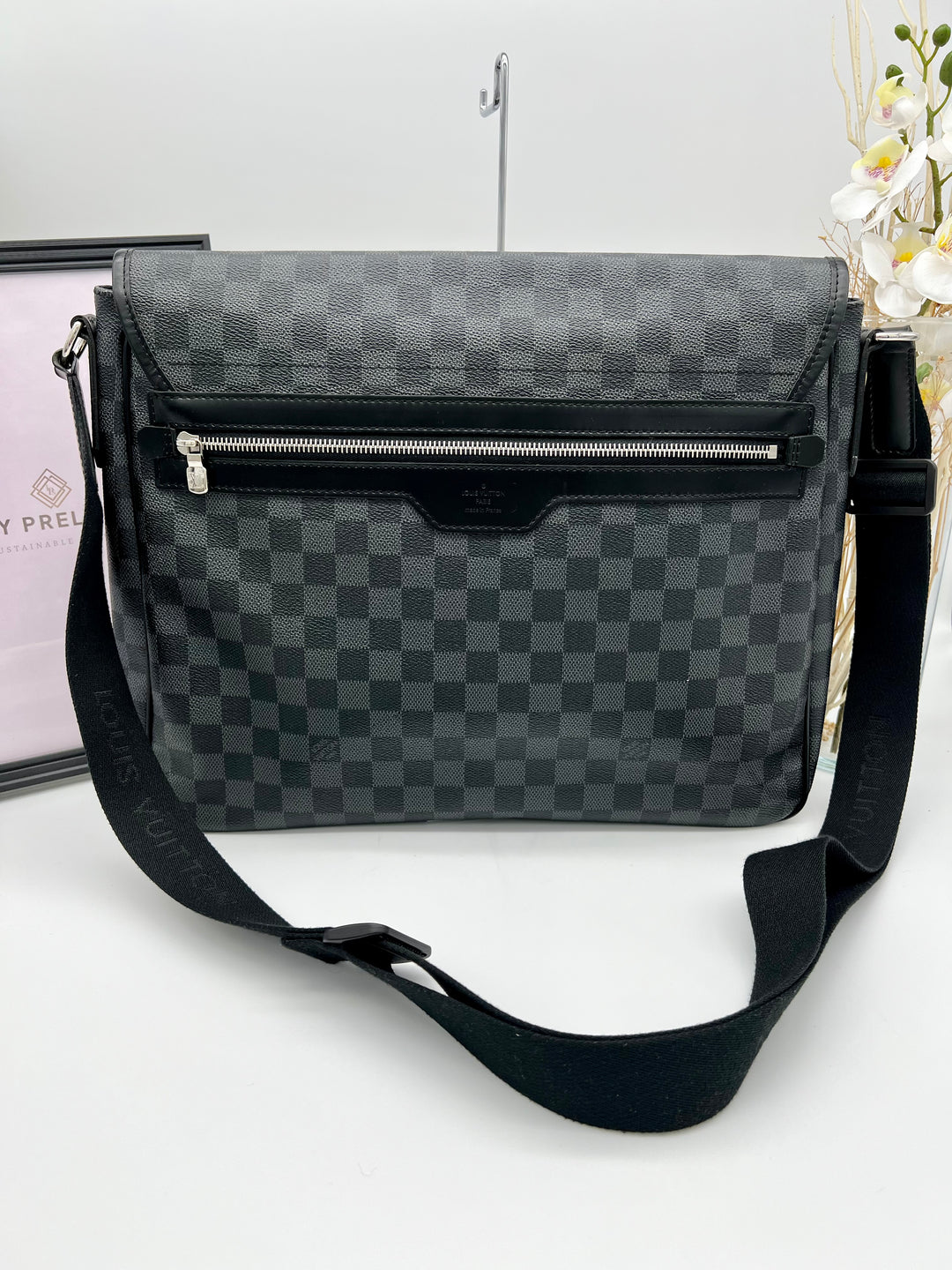 LOUIS VUITTON DANIEL MESSENGER BAG