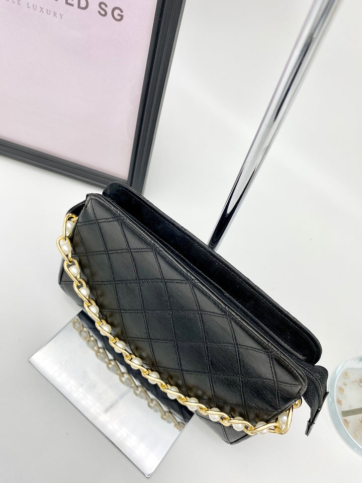 CHANEL VINTAGE QUILTED POUCH