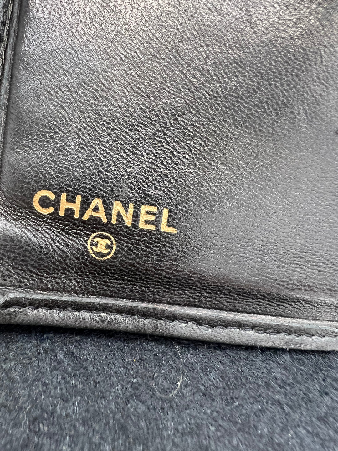 CHANEL VINTAGE WALLET