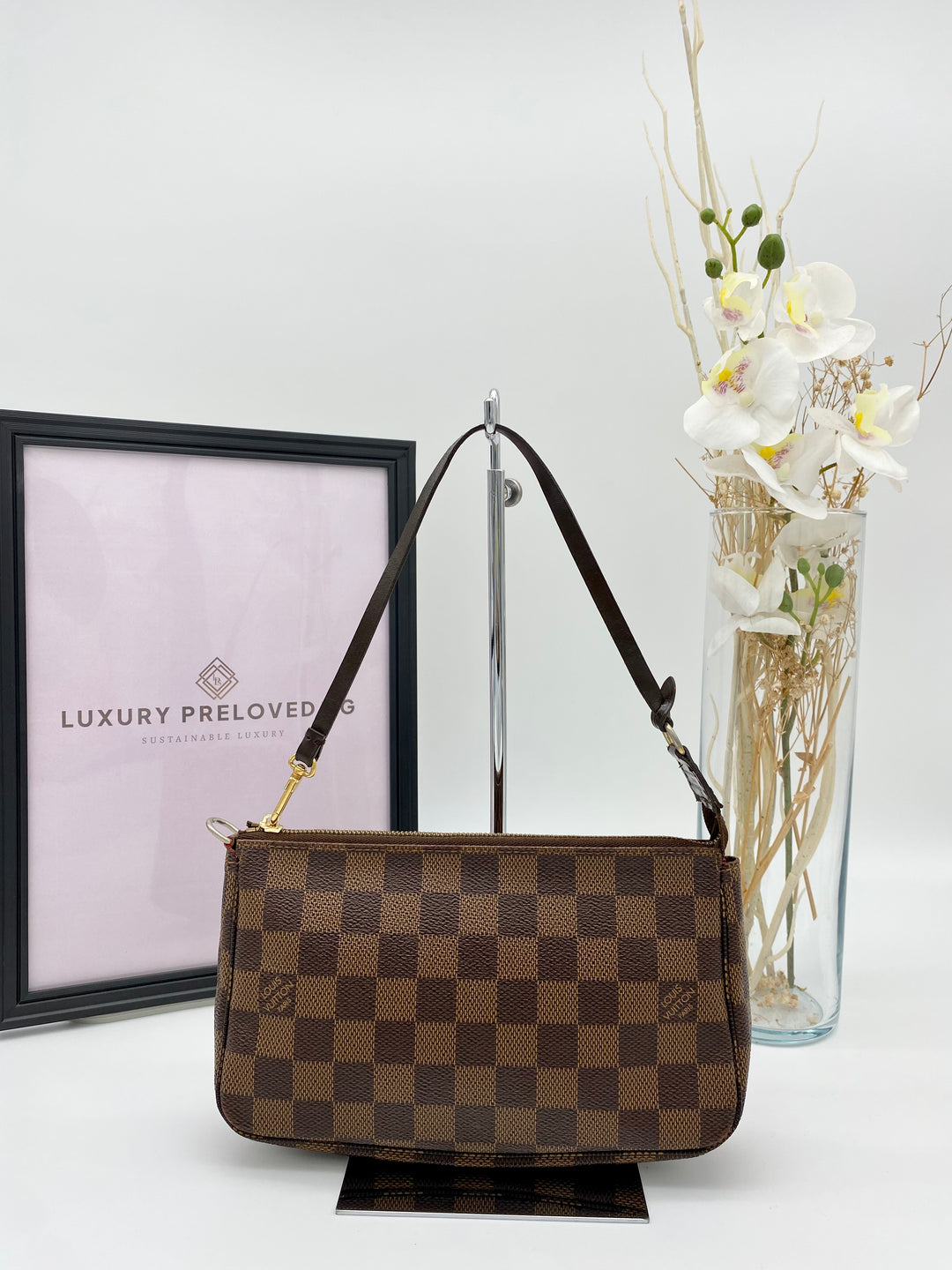 LOUIS VUITTON POCHETTE ACCESSOIRES DAMIER EBENE