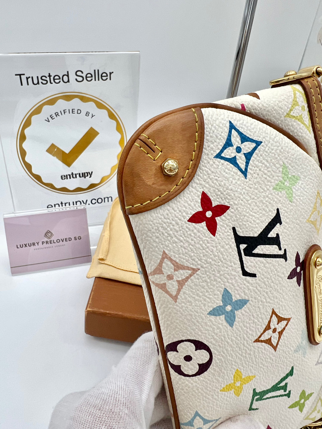 LOUIS VUITTON MILLA  POCHETTE MONOGRAM MM