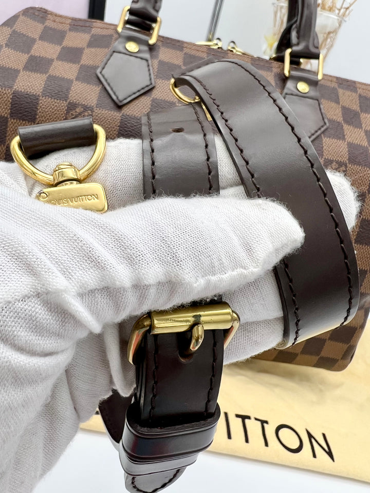 LOUIS VUITTON BANDOULIERE 30 DAMIER EBENE