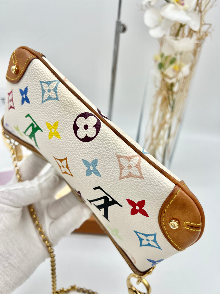 LOUIS VUITTON MILLA  POCHETTE MONOGRAM MM