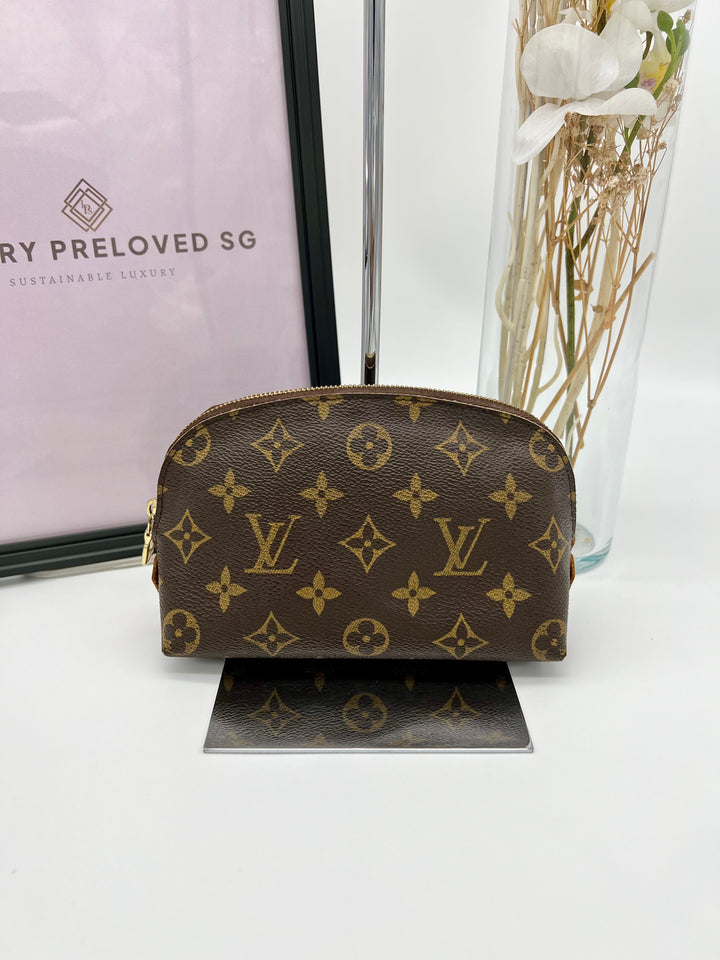 LOUIS VUITTON TOILETRY POUCH PM