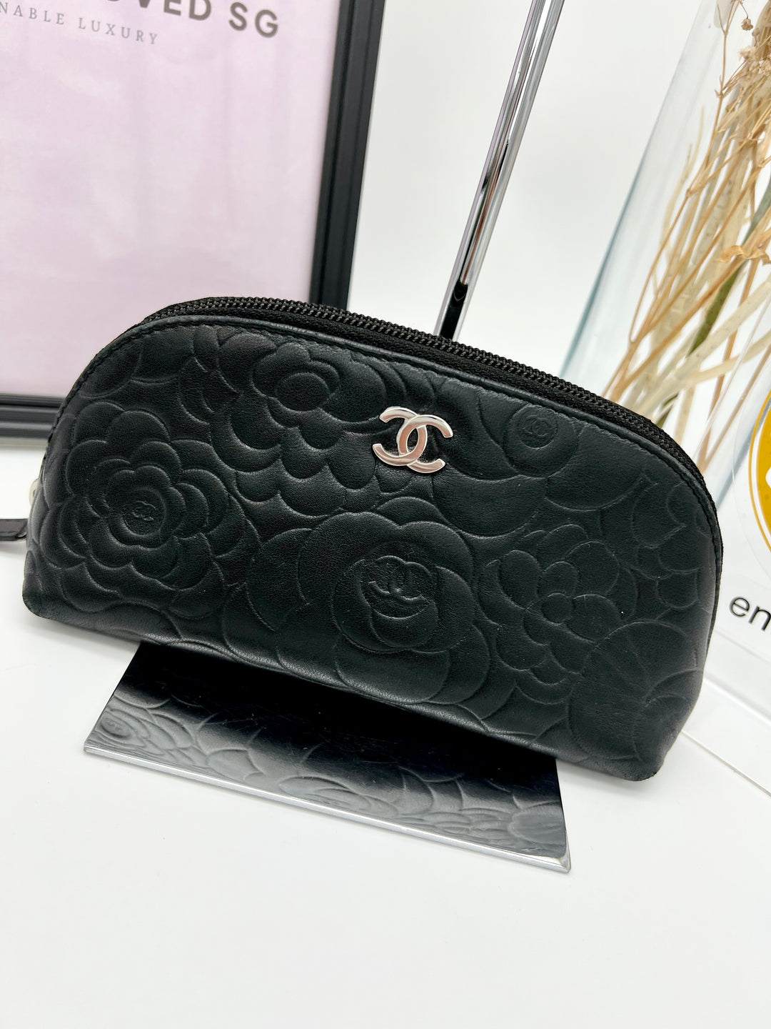 CHANEL VINTAGE POUCH